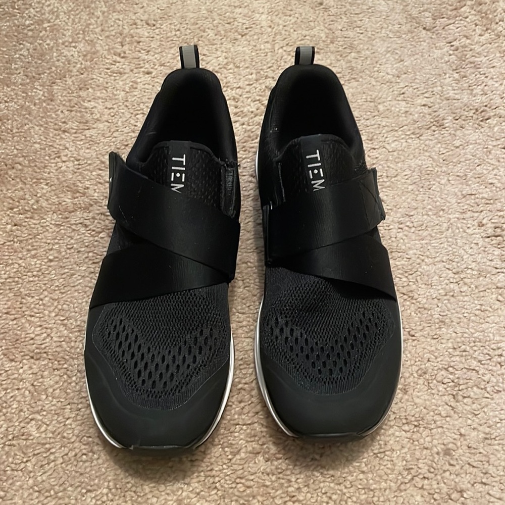 TIEM All Black Spin Shoes